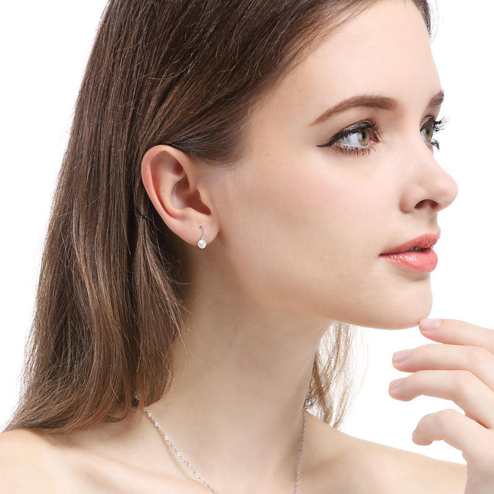 Shell Pearl Drop Earrings