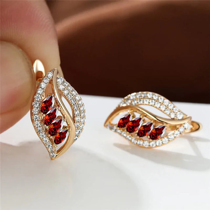 Isola Caelurelle Gold Earrings