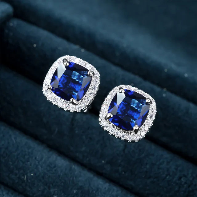 Saphir Square Stud Earrings