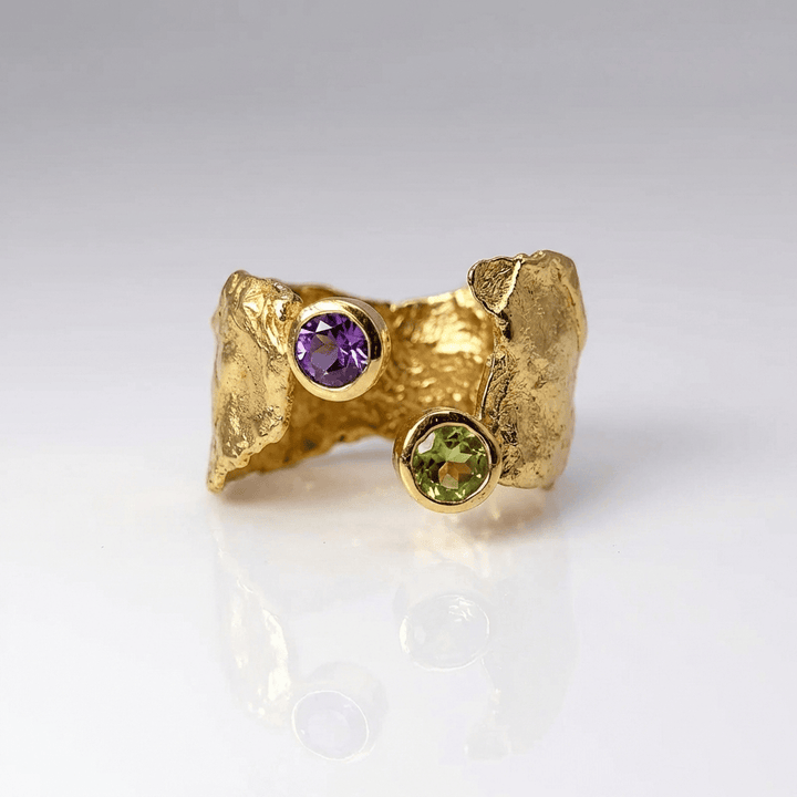 RUSTIC GOLD AMETHYST & PERIDOT RING - (ADJUSTABLE)